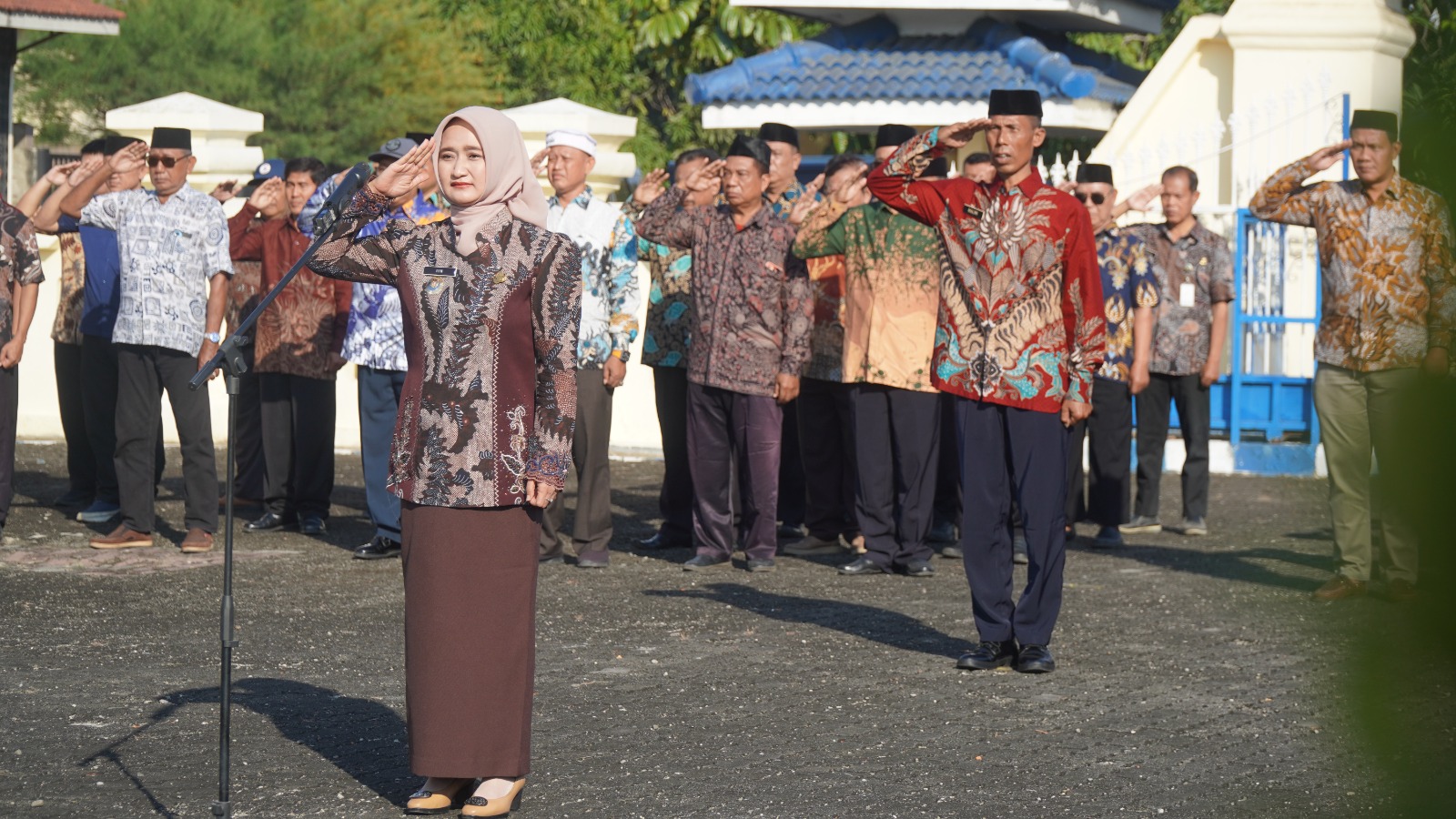 Wakil Wali Kota Pimpin Upacara Peringati Hari Koperasi di Makam Pahlawan