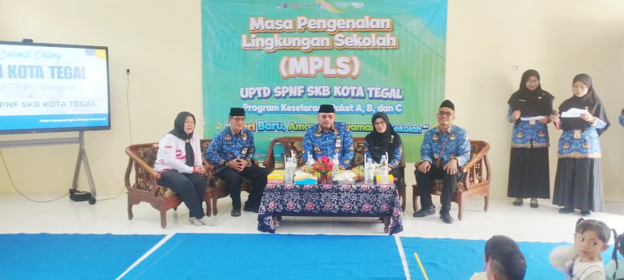 Kunjungi MPLS di Sejumlah Sekolah, Wali Kota Tegal Tekankan Perilaku Baik dan Cegah Bullying
